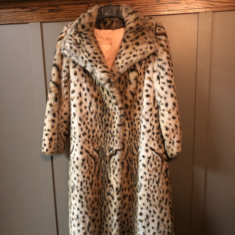 St.Moritz Vintage 60’s Faux Fur Leopard Coat